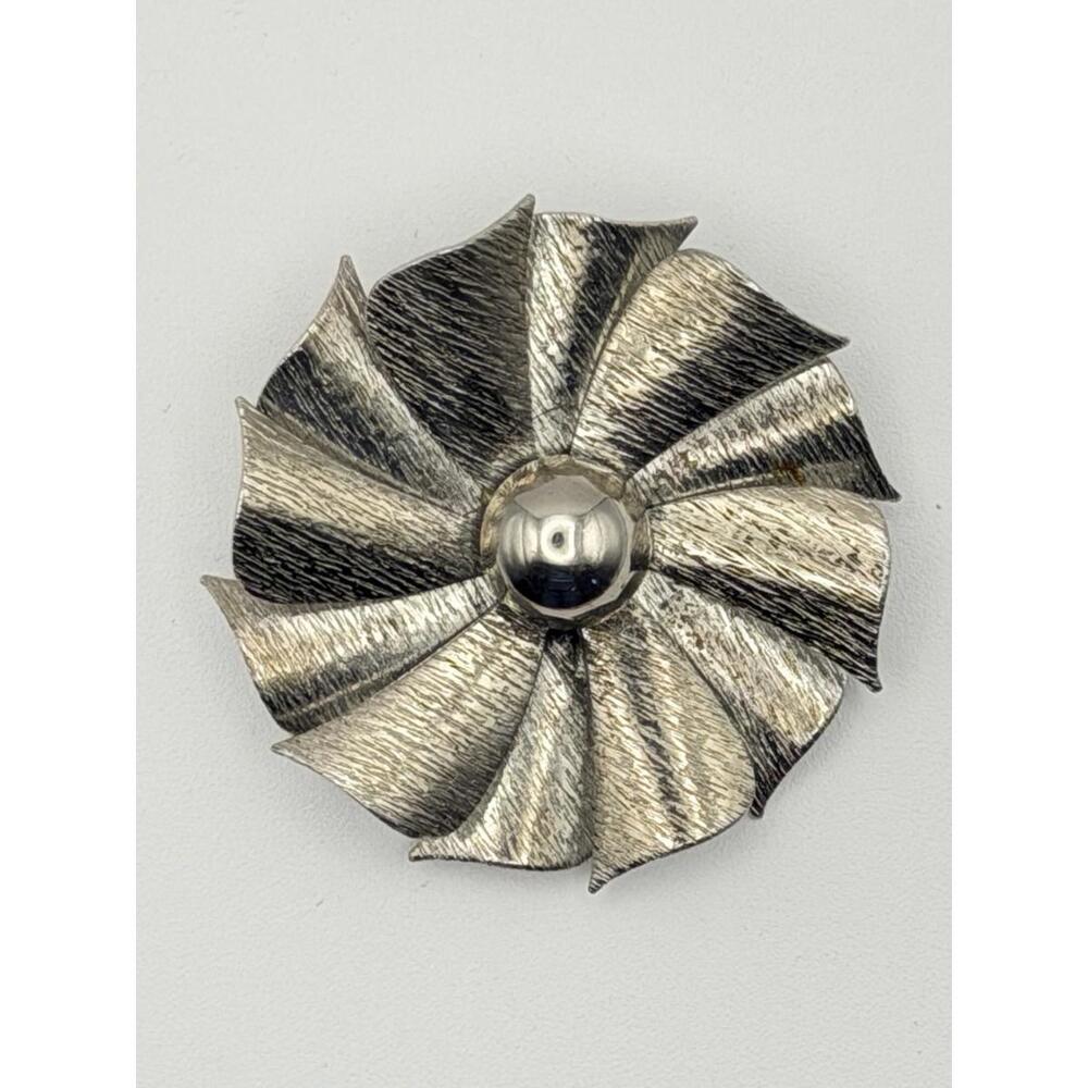 Vintage Silver Tone Pinwheel Flower Brooch Textured Modernist Auction Find‎